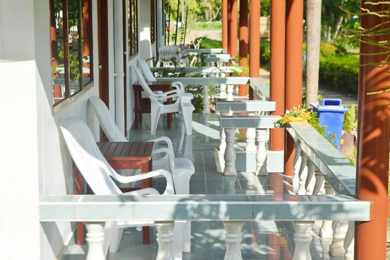 Klongdao Beach Resort Ko Lanta 2*,